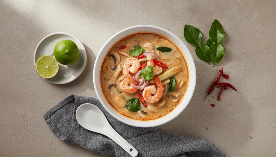 Tom Yum Goong (Hot & Sour Shrimp Soup)